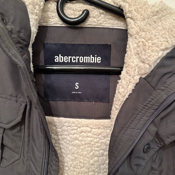COPY - Abercrombie and Fitch Kids Jacket. Brown, size youth small (8-10). - Picture 3 of 3